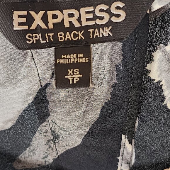 Express XS Feather Print Split Back Tank Top – Black & White Chiffon, Lightweigh - Picture 4 of 9